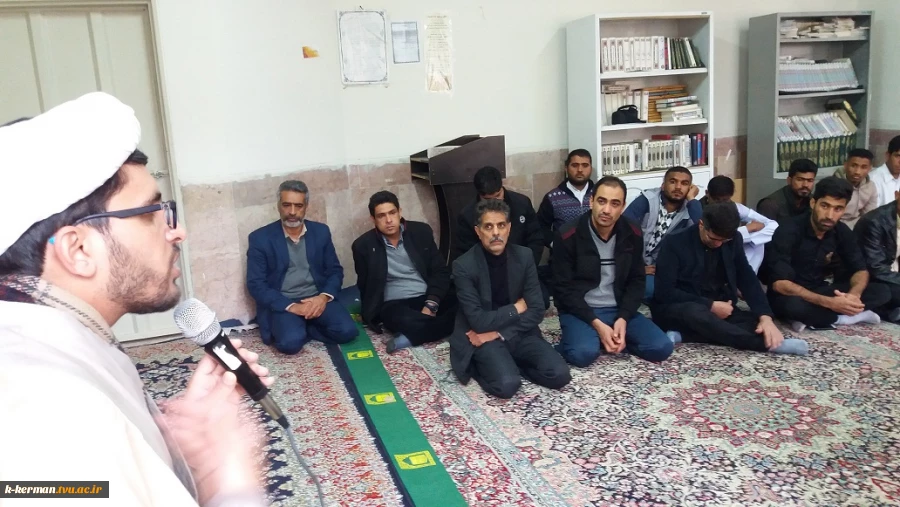 مراسم عزاداری شهادت سپهبد حاج قاسم سلیمانی در آموزشکده کشاورزی رضوان کرمان 2